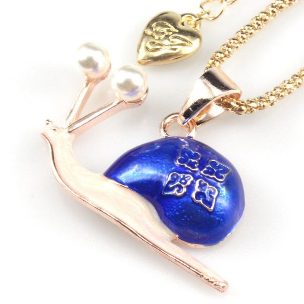 Betsey Johnson Enamel Blue Snail Necklace - Picture 5 of 5